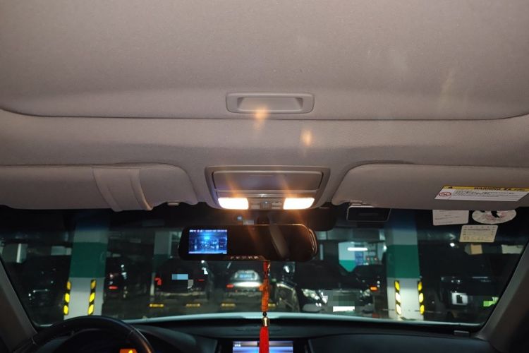 Used Honda Crosstour 2012 2.4L Luxury Edition Headliner