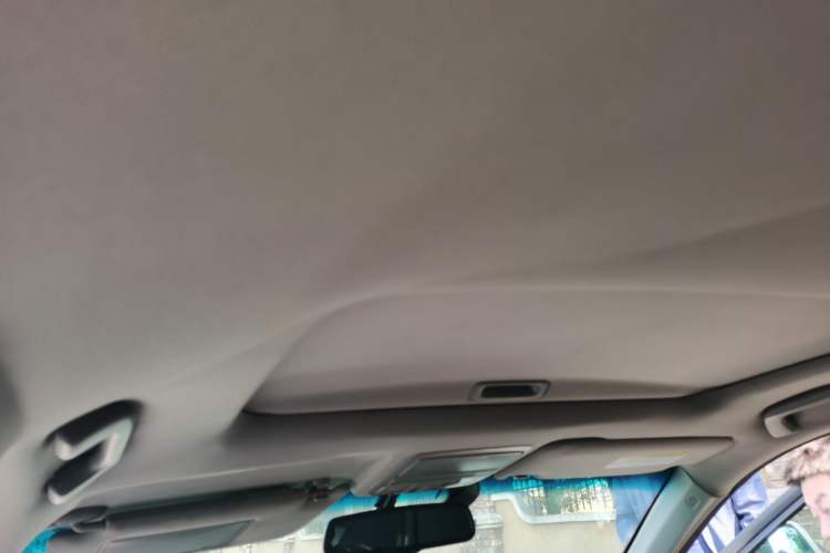 Used Honda Crosstour 2012 2.4L Luxury Edition Headliner