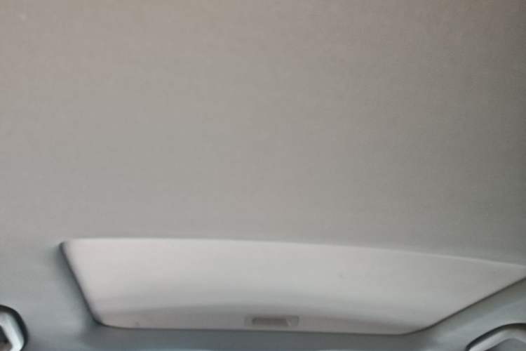 Used Honda Crosstour 2012 2.4L Luxury Edition Headliner