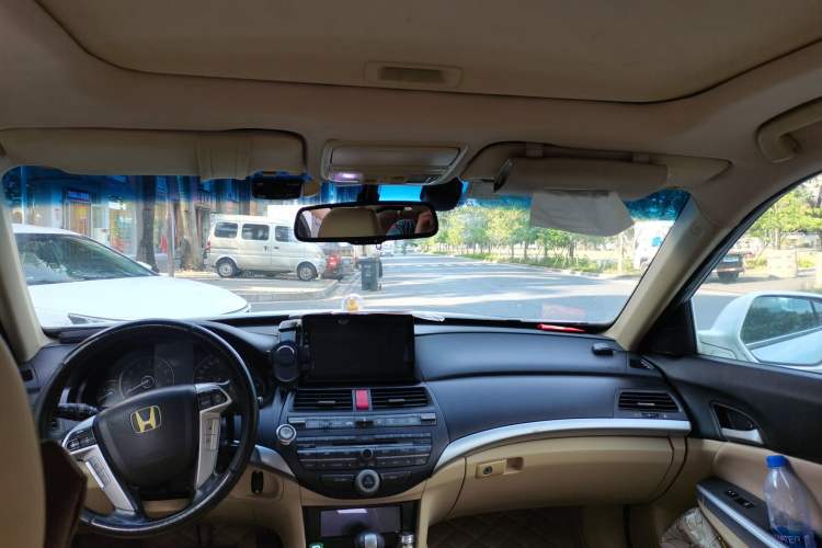 Used Honda Crosstour 2012 2.4L Luxury Edition Headliner