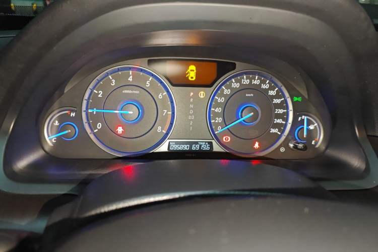 Used Honda Crosstour 2012 2.4L Luxury Edition Instrument Cluster
