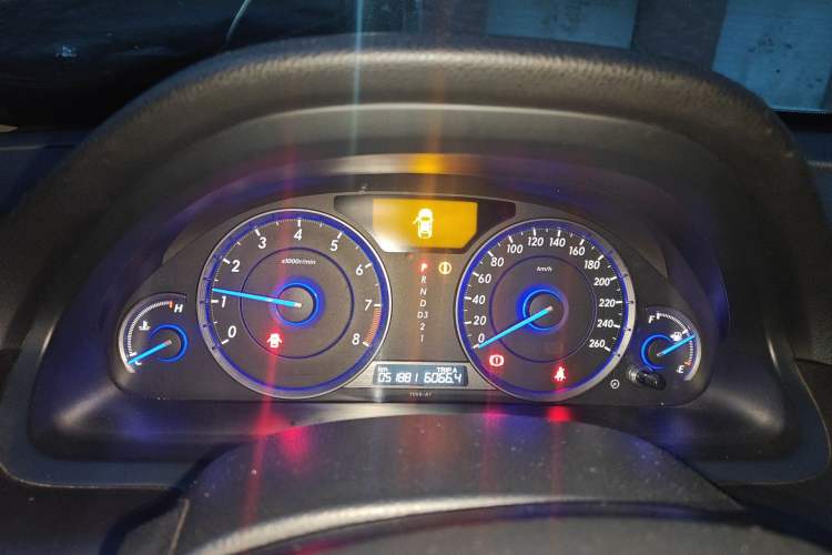 Used Honda Crosstour 2012 2.4L Luxury Edition Instrument Cluster