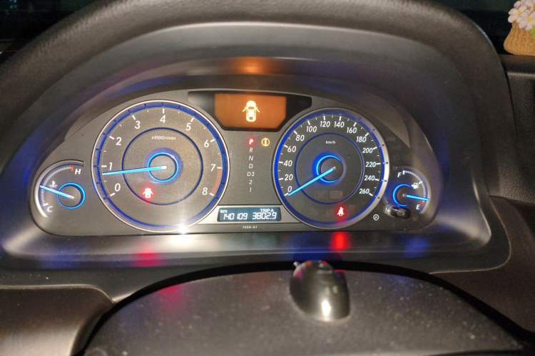 Used Honda Crosstour 2012 2.4L Luxury Edition Instrument Cluster