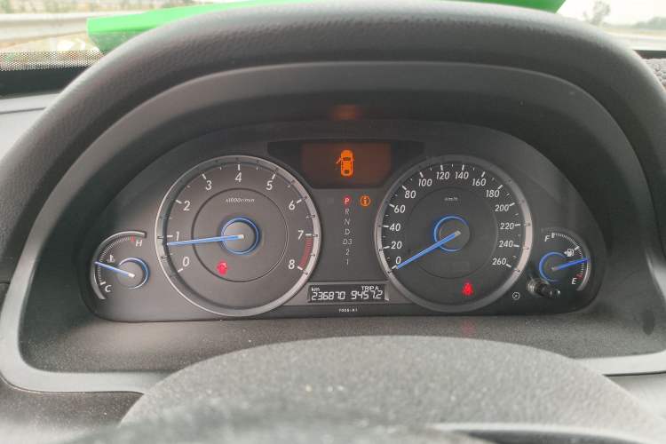 Used Honda Crosstour 2012 2.4L Luxury Edition Instrument Cluster