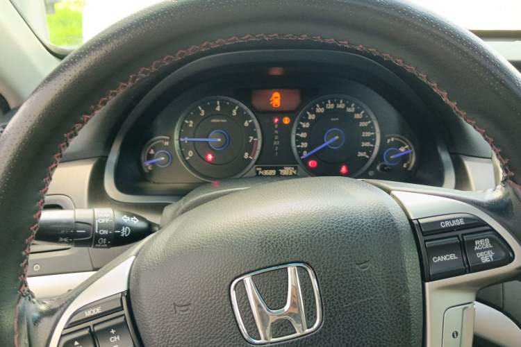Used Honda Crosstour 2012 2.4L Luxury Edition Instrument Cluster