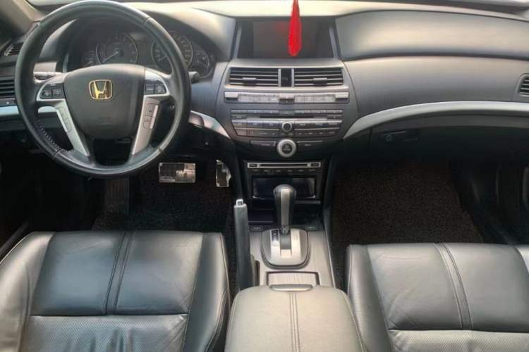 Used Honda Crosstour 2012 2.4L Luxury Edition Interior 1