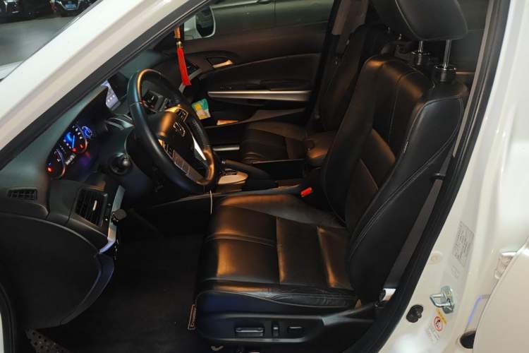 Used Honda Crosstour 2012 2.4L Luxury Edition Left Front Seat