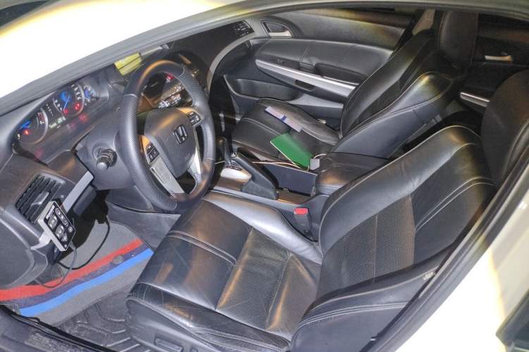 Used Honda Crosstour 2012 2.4L Prestige Edition Left Front Seat
