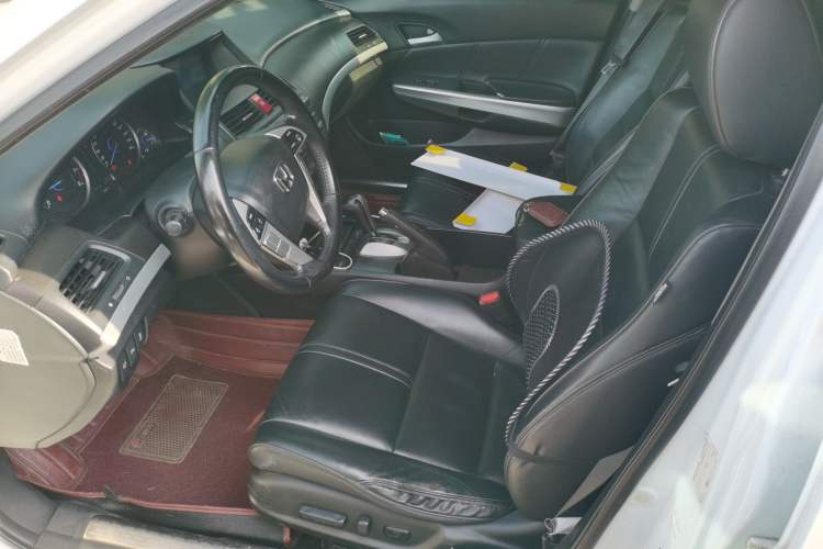 Used Honda Crosstour 2012 2.4L Luxury Edition Left Front Seat