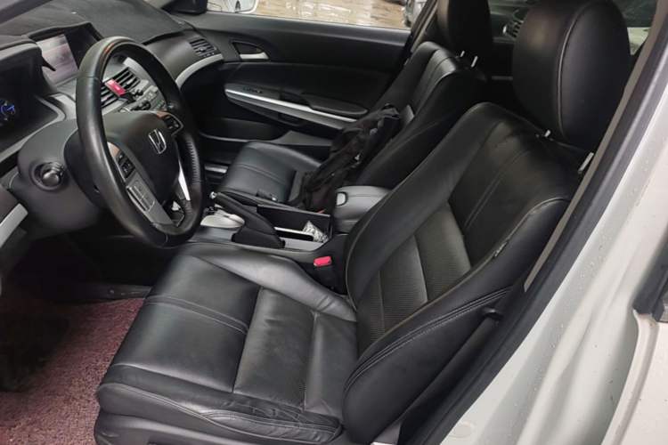 Used Honda Crosstour 2012 2.4L Luxury Edition Left Front Seat