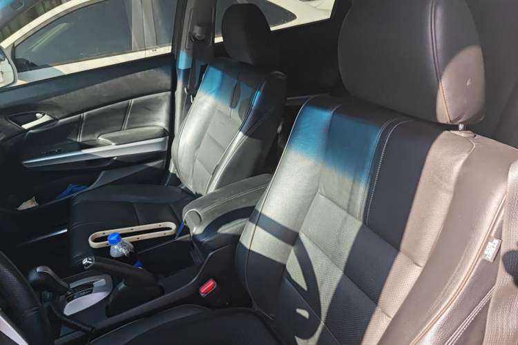 Used Honda Crosstour 2012 2.4L Luxury Edition Left Front Seat