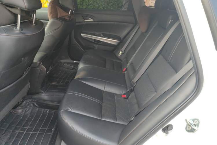 Used Honda Crosstour 2012 2.4L Luxury Edition Left Rear Seat