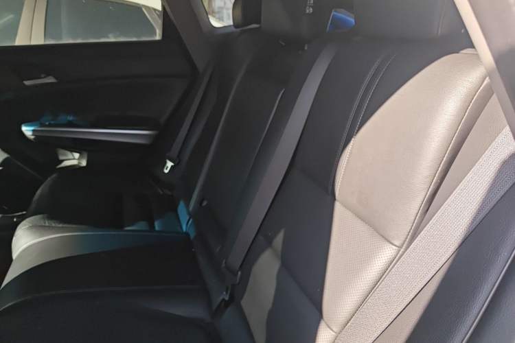 Used Honda Crosstour 2012 2.4L Luxury Edition Left Rear Seat