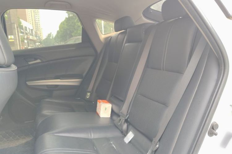 Used Honda Crosstour 2012 2.4L Luxury Edition Left Rear Seat