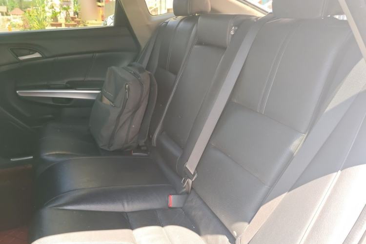 Used Honda Crosstour 2012 2.4L Luxury Edition Left Rear Seat