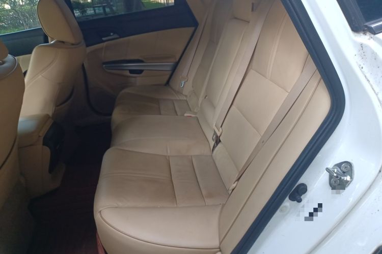 Used Honda Crosstour 2012 2.4L Luxury Edition Left Rear Seat