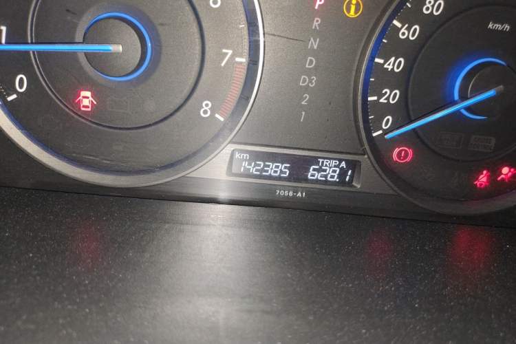 Used Honda Crosstour 2012 2.4L Prestige Edition Odometer Close Up