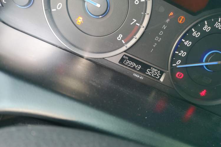 Used Honda Crosstour 2012 2.4L Luxury Edition Odometer Close Up