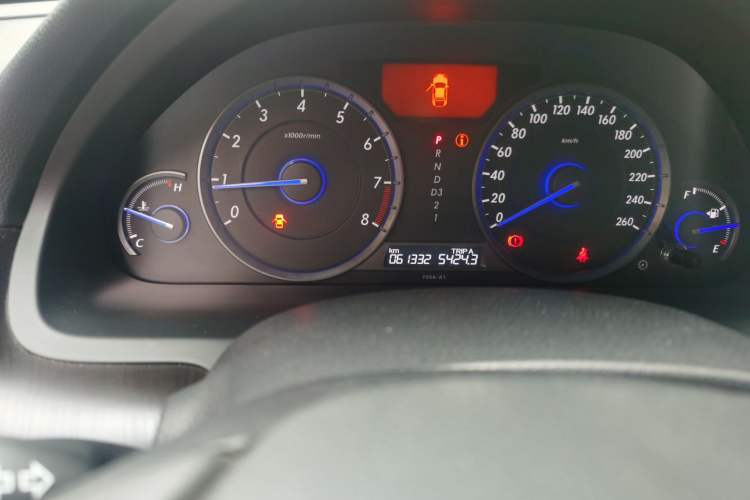 Used Honda Crosstour 2012 2.4L Luxury Edition Odometer Close Up