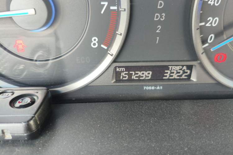 Used Honda Crosstour 2012 2.4L Luxury Edition Odometer Close Up