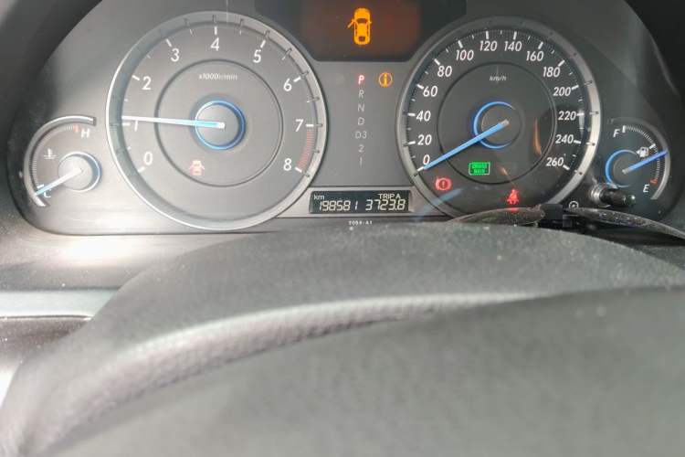 Used Honda Crosstour 2012 2.4L Luxury Edition Odometer Close Up