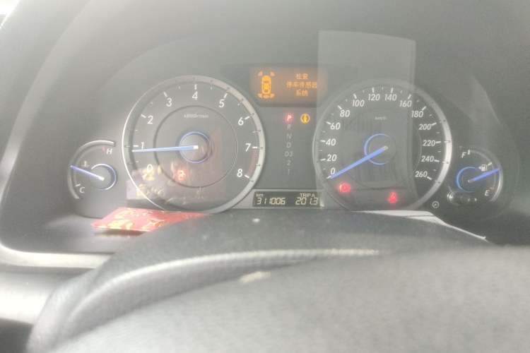 Used Honda Crosstour 2012 2.4L Luxury Edition Odometer Close Up