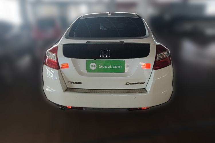 Used Honda Crosstour 2012 2.4L Luxury Edition Rear