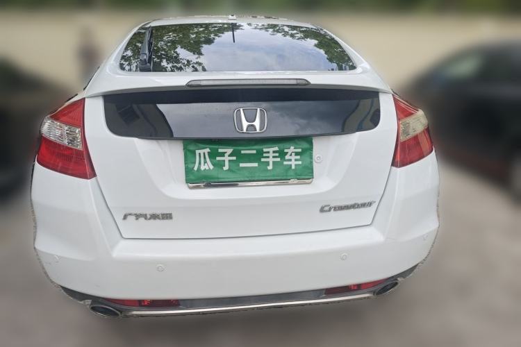 Used Honda Crosstour 2012 2.4L Luxury Edition Rear