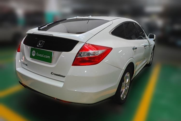 Used Honda Crosstour 2012 2.4L Luxury Edition Rear Right 45 Deg
