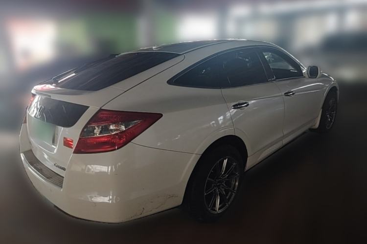 Used Honda Crosstour 2012 2.4L Luxury Edition Rear Right 45 Deg