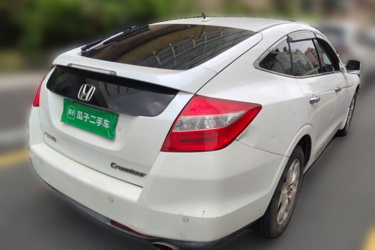 Used Honda Crosstour 2012 2.4L Prestige Edition Rear Right 45 Deg