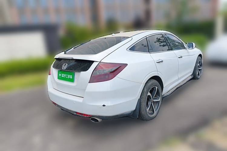 Used Honda Crosstour 2012 2.4L Luxury Edition Rear Right 45 Deg