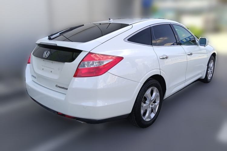 Used Honda Crosstour 2012 2.4L Luxury Edition Rear Right 45 Deg
