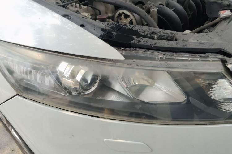 Used Honda Crosstour 2012 2.4L Luxury Edition Right Front Headlight