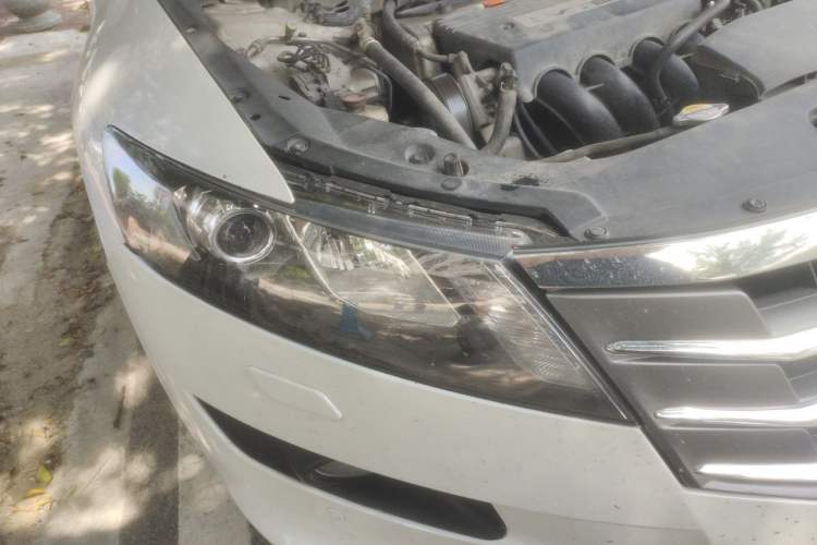 Used Honda Crosstour 2012 2.4L Luxury Edition Right Front Headlight