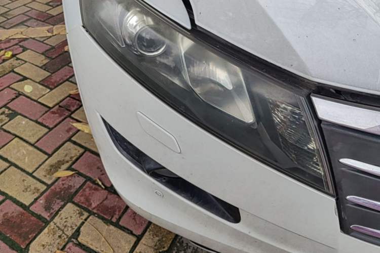 Used Honda Crosstour 2012 2.4L Luxury Edition Right Front Headlight