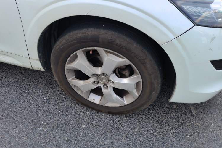 Used Honda Crosstour 2012 2.4L Luxury Edition Right Front Wheel Hub