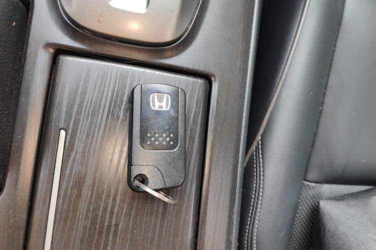 Used Honda Crosstour 2012 2.4L Luxury Edition Vehicle Key