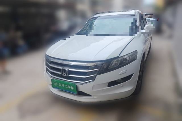 Ojetý Honda Crosstour 2012 2.4L Luxury Edition