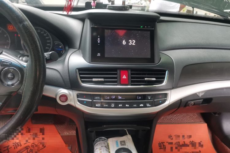 Used Honda Crosstour 2014 2.4L Luxury Edition Audio And AC Panel