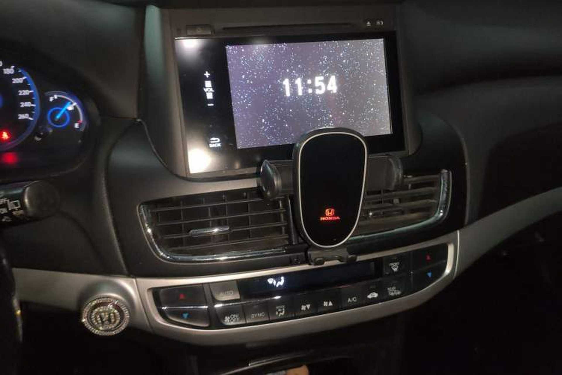 Used Honda Crosstour 2014 2.4L Luxury Edition Audio And AC Panel