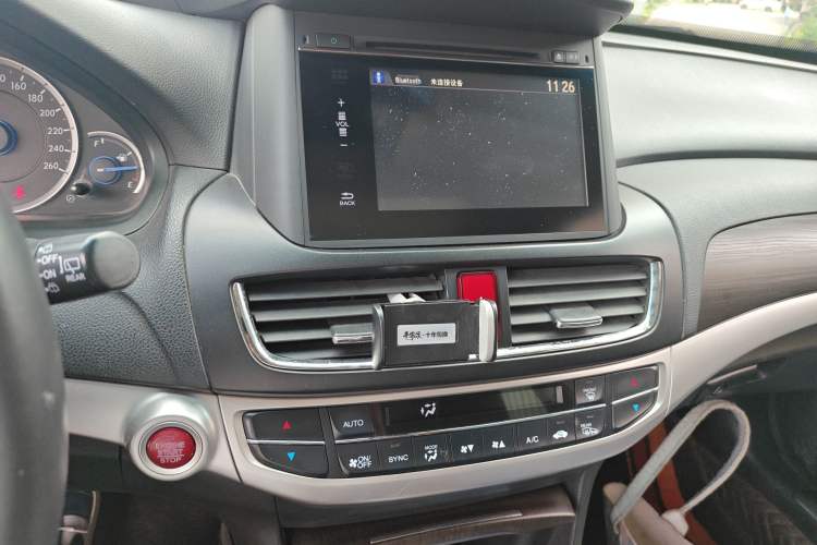 Used Honda Crosstour 2014 2.4L Luxury Navigation Edition Audio And AC Panel