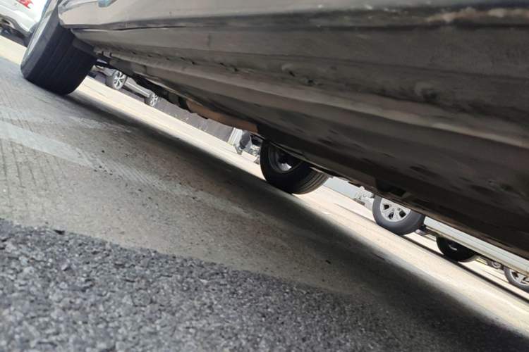 Used Honda Crosstour 2014 2.4L Luxury Edition Chassis Front Right