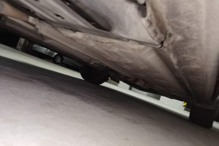 Used Honda Crosstour 2014 2.4L Luxury Edition Chassis Rear Right