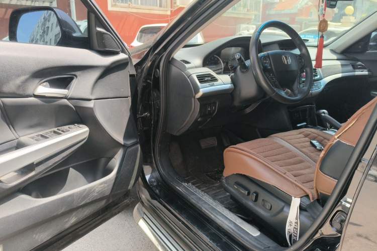 Used Honda Crosstour 2014 2.4L Luxury Edition Driver Seat