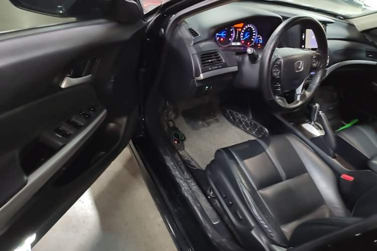 Used Honda Crosstour 2014 2.4L Luxury Edition Driver Seat