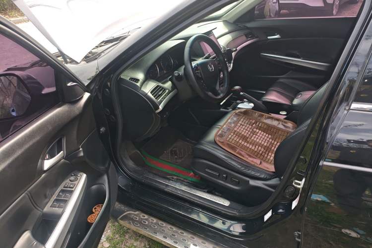 Used Honda Crosstour 2014 2.4L Luxury Edition Driver Seat