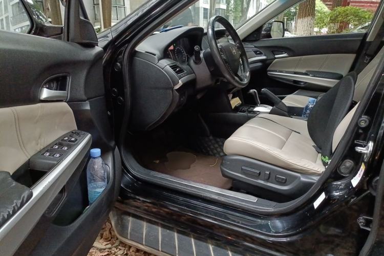 Used Honda Crosstour 2014 2.4L Luxury Edition Driver Seat