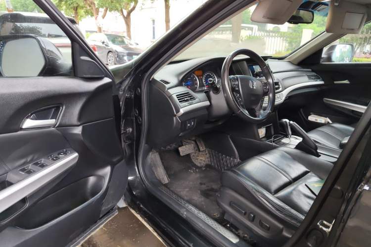 Used Honda Crosstour 2014 2.4L Luxury Edition Driver Seat