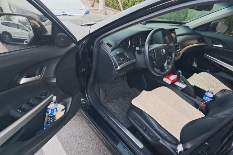 Used Honda Crosstour 2014 2.4L Luxury Edition Driver Seat